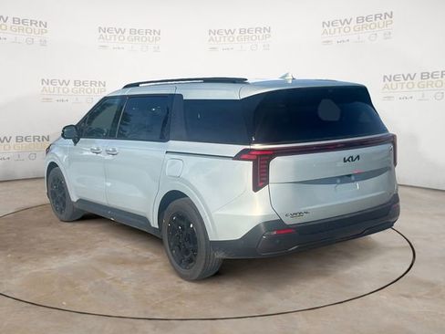 New 2026 Kia Carnival SX Prestige FWD image 3