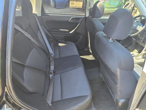 Used 2014 Subaru Forester 2.5i Premium w/ All-Weather Package image 33