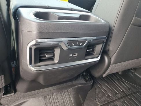 New 2026 GMC Sierra 1500 SLT AWD/4WD image 18