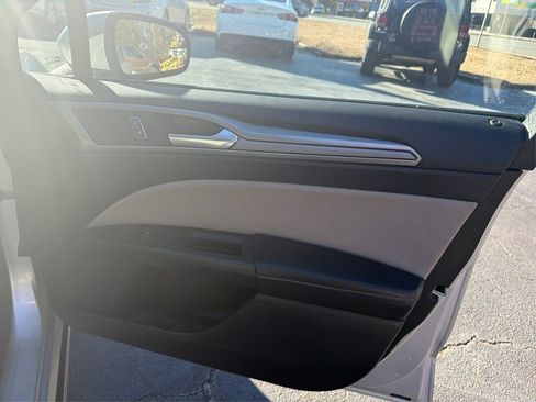 Used 2018 Ford Fusion S image 23