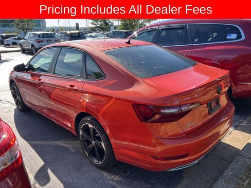 Used 2019 Volkswagen Jetta R-Line FWD image 9