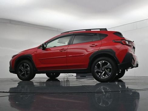 Used 2025 Subaru Crosstrek 2.5i Premium AWD/4WD image 32