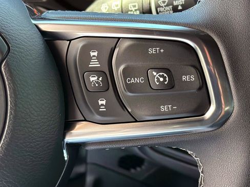 New 2026 Jeep Wrangler Unlimited Sahara AWD/4WD image 16