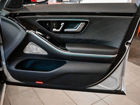 Used 2023 Mercedes-Benz S 580 4MATIC Sedan image 30
