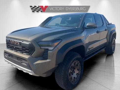 New 2025 Toyota Tacoma Trailhunter image 4