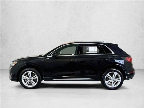 Used 2020 Audi Q3 2.0T Premium Plus w/ Premium Plus Package AWD/4WD image 8