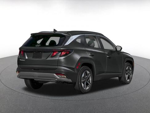 Used 2026 Hyundai Tucson SEL Plus FWD image 2
