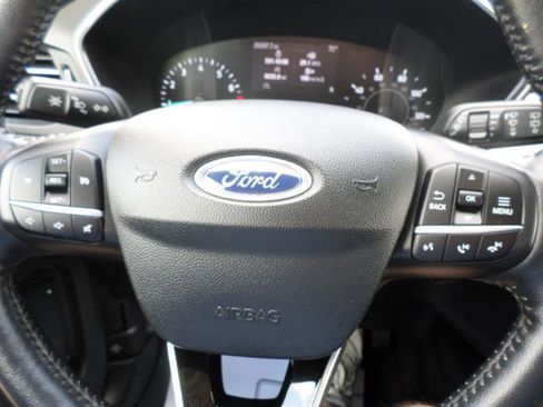 Used 2020 Ford Escape SEL image 19