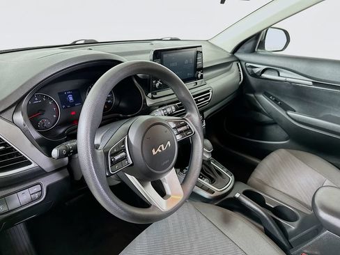 Used 2022 Kia Seltos LX AWD/4WD image 10