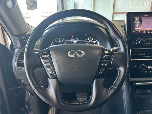 Used 2024 INFINITI QX80 Luxe image 10