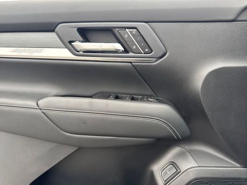 New 2026 GMC Terrain Elevation w/ Elevation Premium Package image 13