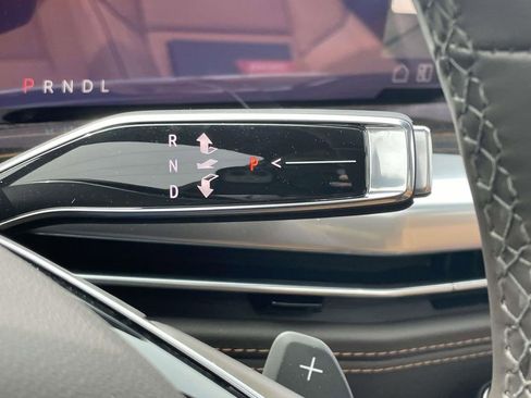 New 2026 Cadillac Escalade ESV Luxury w/ LPO, Radiant Package image 27