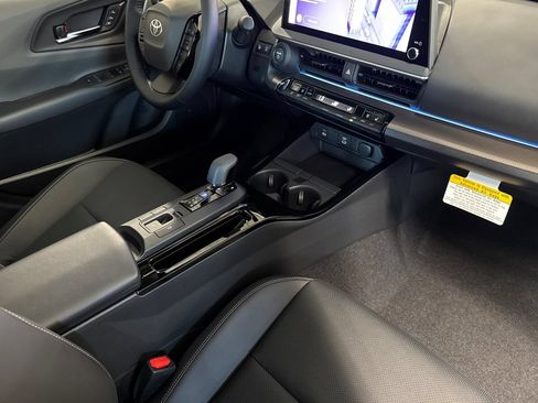 New 2026 Toyota Prius Limited FWD image 19