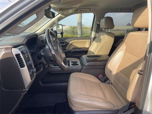 Used 2019 GMC Sierra 2500 Denali w/ Duramax Plus Package image 17