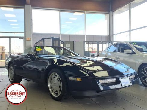 Used 1989 Chevrolet Corvette Convertible RWD image 1