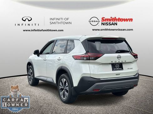 Used 2023 Nissan Rogue SV AWD/4WD image 8