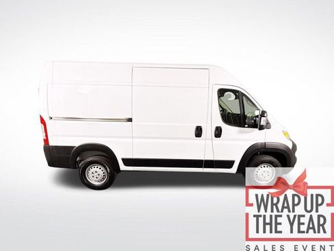 Used 2025 RAM ProMaster 2500 w/ Convenience Group image 8