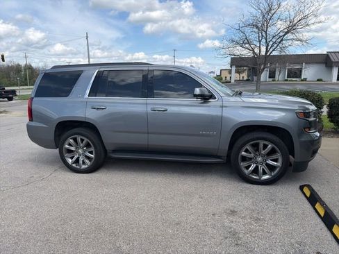 Used 2019 Chevrolet Tahoe LT w/ Max Trailering Package AWD/4WD image 4