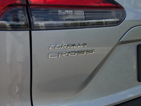 Certified 2026 Toyota Corolla Cross XLE w/ Convenience Package FWD image 34