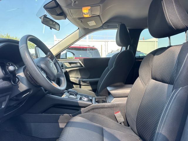 Used 2022 Mitsubishi Outlander ES FWD image 14