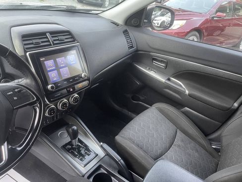 Used 2020 Mitsubishi Outlander Sport SE FWD image 15