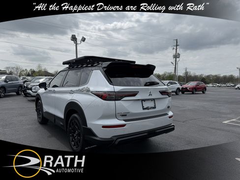 New 2026 Mitsubishi Outlander Trail Edition image 7