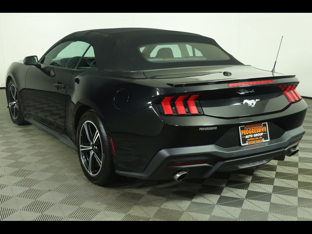 Used 2024 Ford Mustang Premium RWD image 4