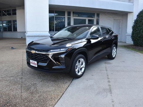 New 2026 Chevrolet Trax LS w/ LS Convenience Package image 5