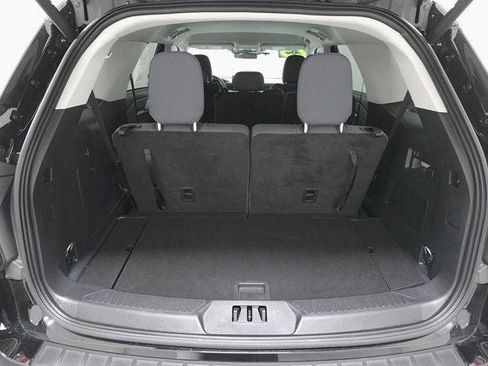 Certified 2025 Ford Explorer Active image 26