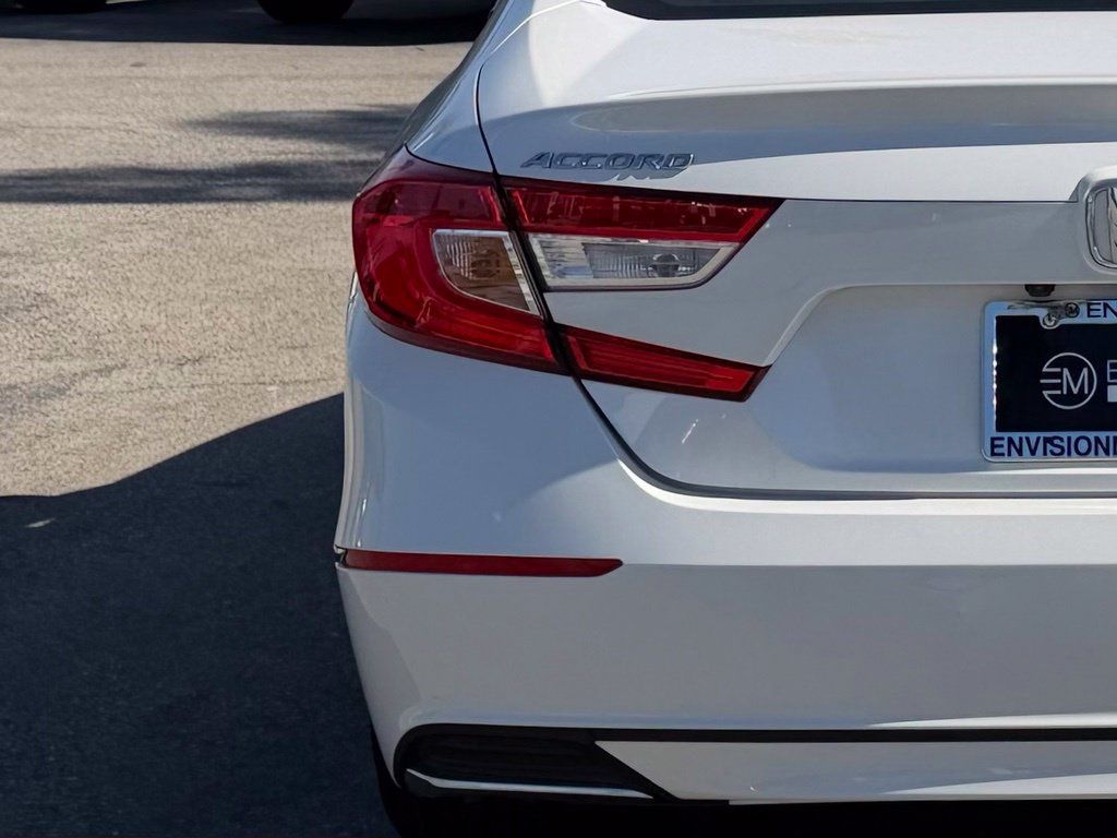 Used 2018 Honda Accord EX-L image 11