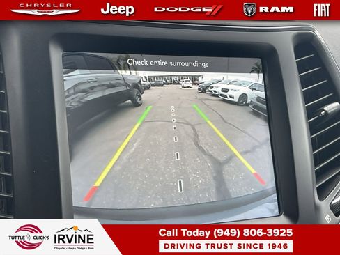 Used 2021 Jeep Cherokee Latitude Lux w/ Sun & Sound Group image 25
