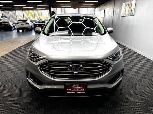 Used 2022 Ford Edge Titanium w/ Equipment Group 301A AWD/4WD image 6