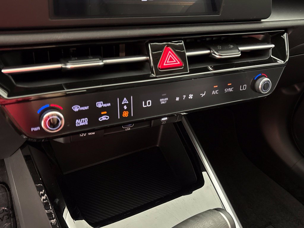 New 2026 Kia Niro LX FWD image 28
