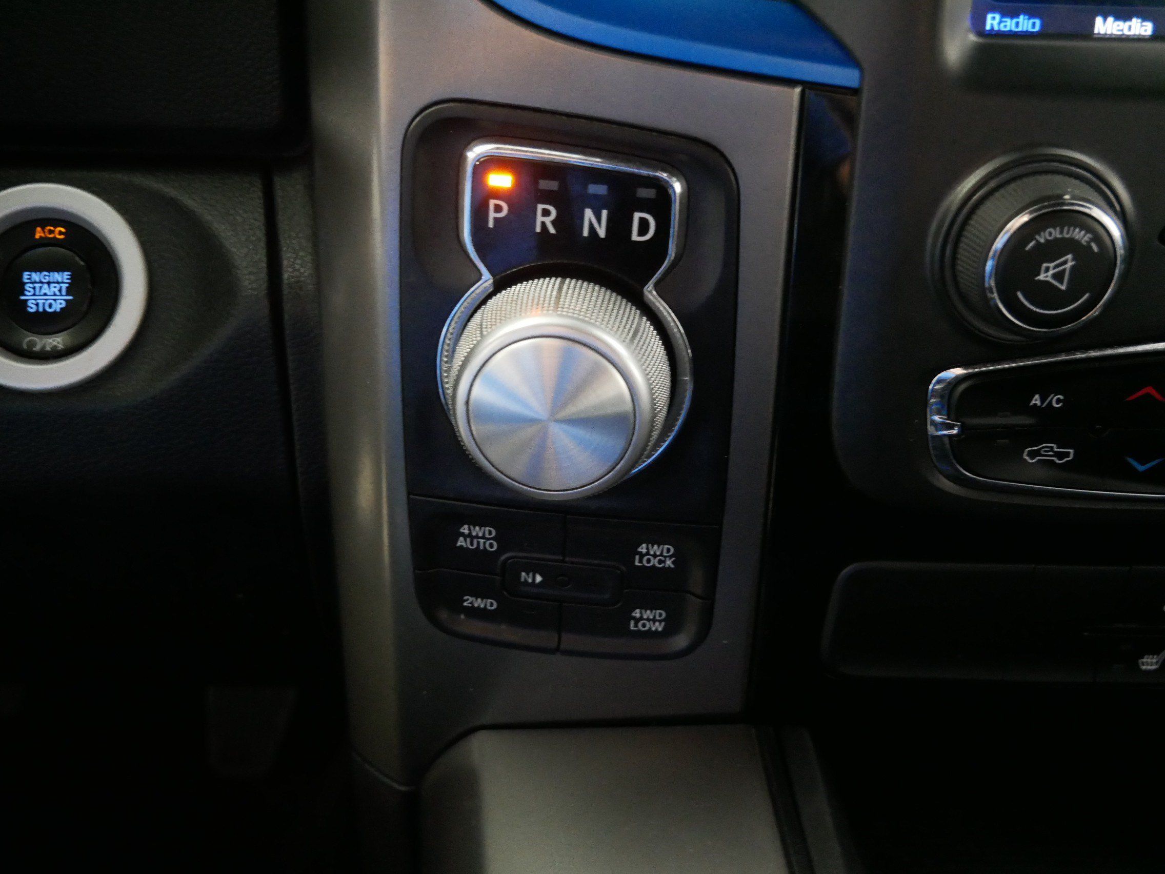 Used 2018 RAM 1500 Sport w/ Hydro Blue Sport Package AWD/4WD image 24