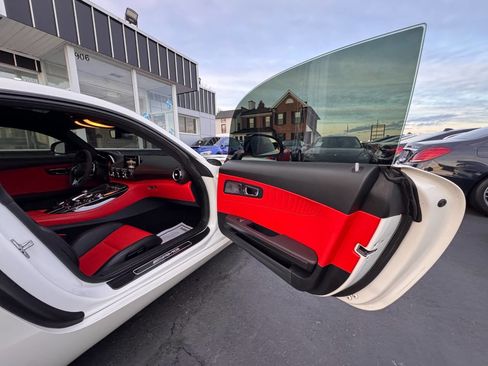 Used 2016 Mercedes-Benz AMG GT S image 18
