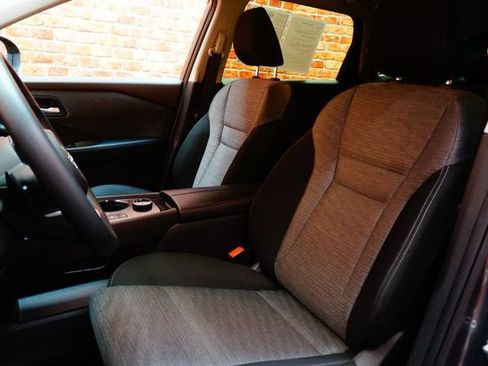 Certified 2023 Nissan Rogue SV AWD/4WD image 13