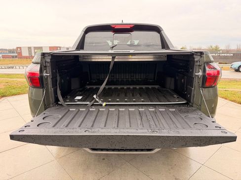 Used 2025 Hyundai Santa Cruz Limited AWD/4WD image 32