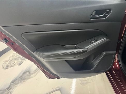 Used 2025 Nissan Altima 2.5 SV FWD image 20