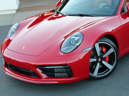 Used 2024 Porsche 911 Targa 4S image 6