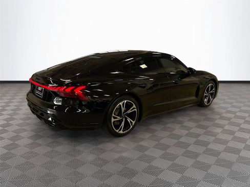 Used 2024 Audi e-tron GT Premium Plus w/ Performance Package image 7