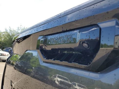 Used 2025 Toyota Tundra Platinum AWD/4WD image 6