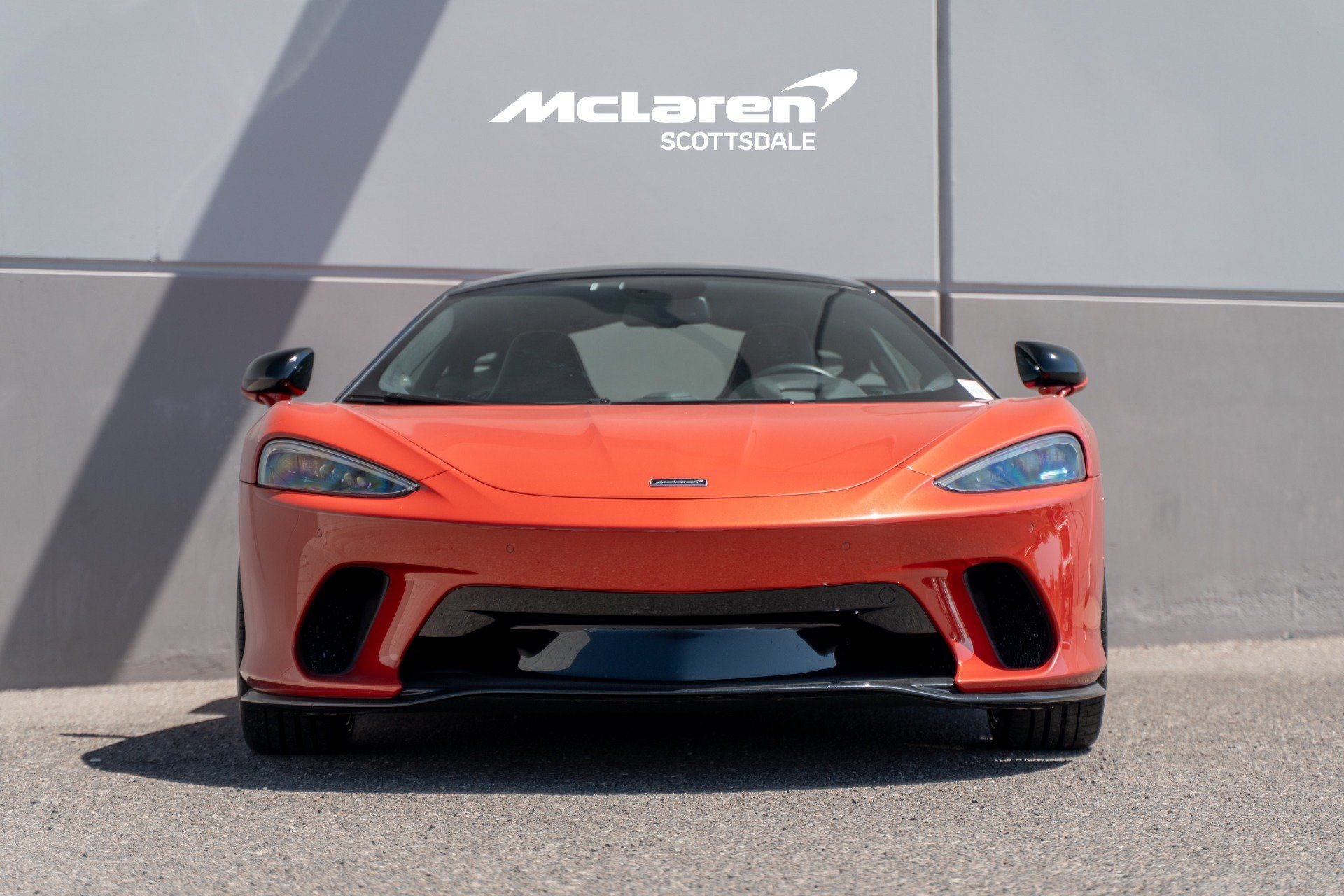 Used 2023 McLaren GT RWD image 10