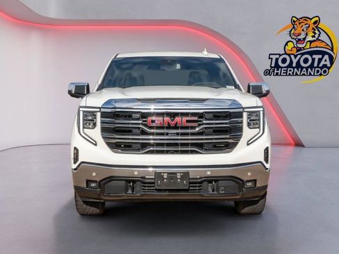 Used 2024 GMC Sierra 1500 SLT w/ SLT Premium Plus Package AWD/4WD image 2