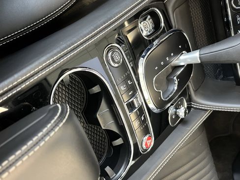 Used 2017 Bentley Continental GT image 17