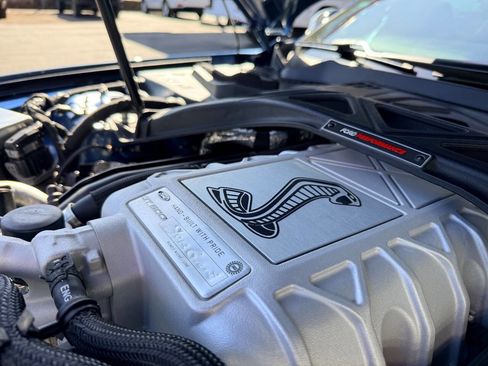 Used 2021 Ford Mustang Shelby GT500 w/ Technology Package image 39