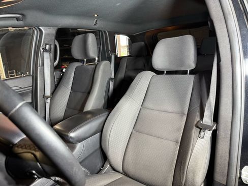 Used 2019 Jeep Grand Cherokee Laredo w/ 18" Wheel & 8.4" Radio Group AWD/4WD image 12