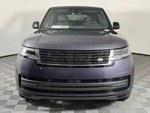 New 2025 Land Rover Range Rover Long Wheelbase SE image 10