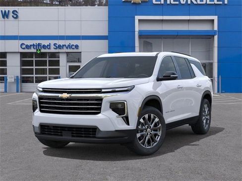 New 2026 Chevrolet Traverse LT w/ Sun and Wheel Package image 6