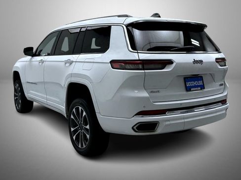 Used 2024 Jeep Grand Cherokee L Overland w/ Trailer Tow Package AWD/4WD image 7