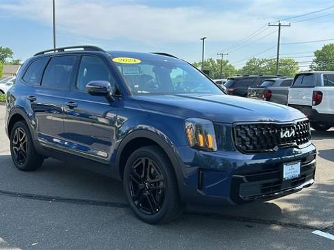 Used 2024 Kia Telluride EX X-Line AWD/4WD image 2